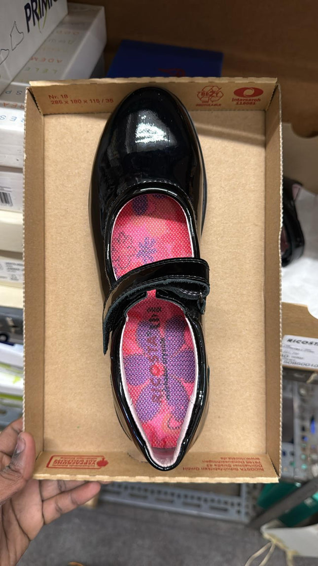 Ricosta Mittel Patent Shoes – Black