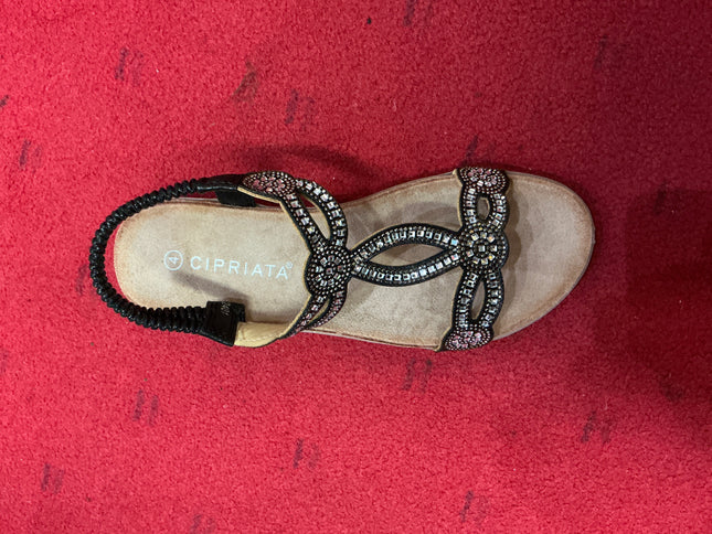Girls sandals