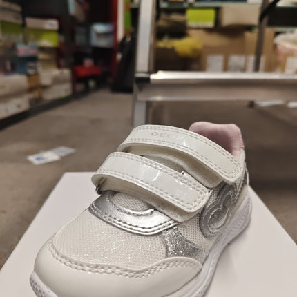 Geox Girls' Sprintype GA Shimmer Mesh Synthetic Patent Kids Shoe - White Silver