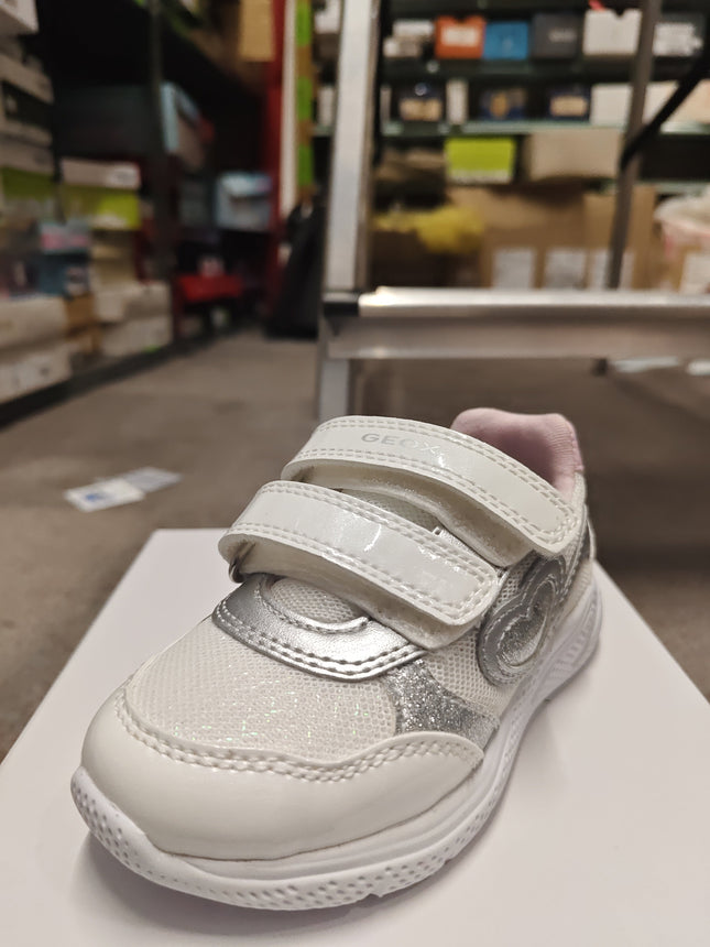 Geox Girls' Sprintype GA Shimmer Mesh Synthetic Patent Kids Shoe - White Silver