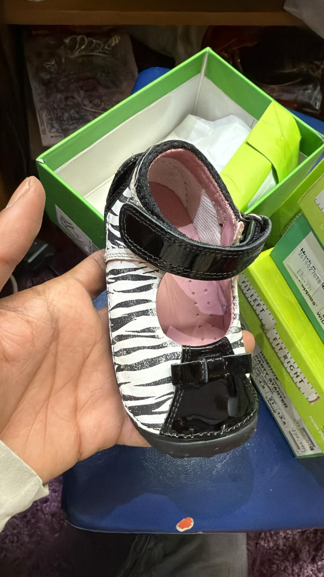 Hush Puppies Kids Party Starter Leather Shoes – Black/Multicolour