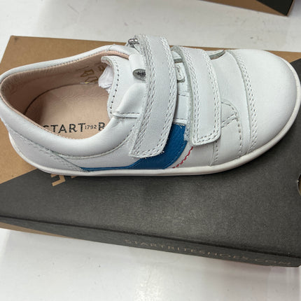 Start rite white shoes