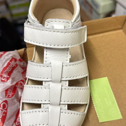 CHIPMUNKS Nancy Kids Covered Sandal - White