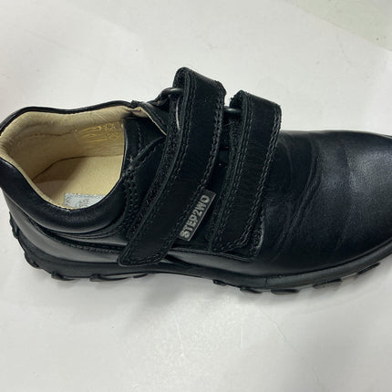 Abrecan black shoes