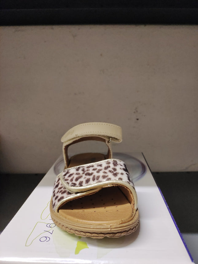 Primigi Girls’ Vegetable-Tanned Leather Sandals – Pearl
