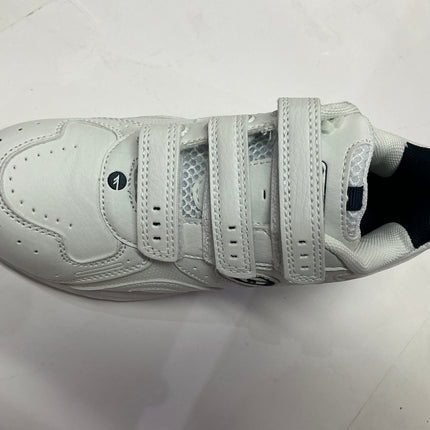 Hi Tec white shoes