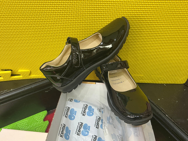 Primigi girls patent school shoes