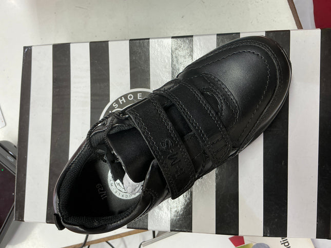 Buckle my shoes