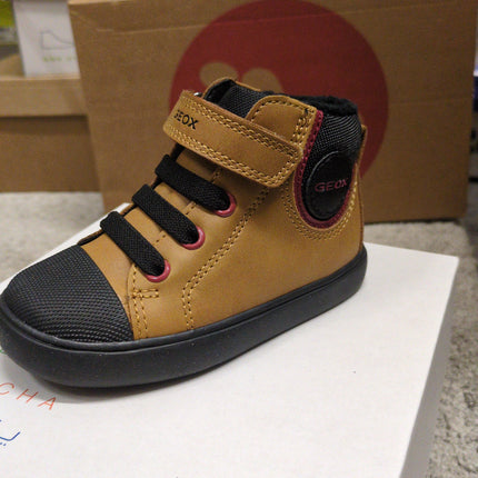Geox Boys' Gisli Kids Shoes - Dark Yellow / Black