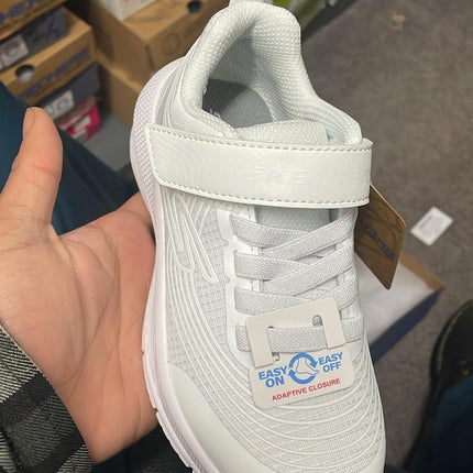 Skechers Microspec Advance Lightweight Trainers – White