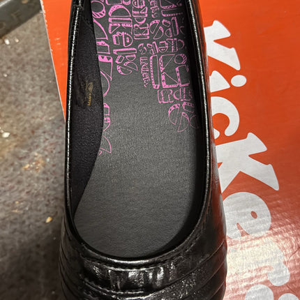 Kickers Verda Pleat Leather School Shoes – Black