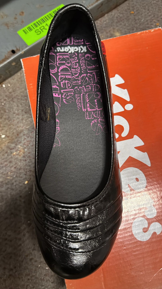 Kickers Verda Pleat Leather School Shoes – Black