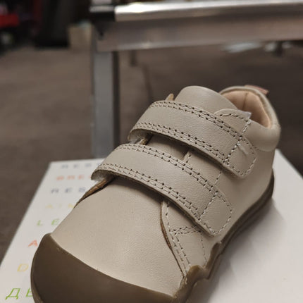 Geox Girls' B Steppieup A Nappa Leather Shoes – Light Ivory