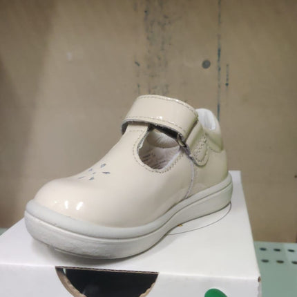 Ricosta Girls' Winona Medium Fit Leather Shoes – Cream