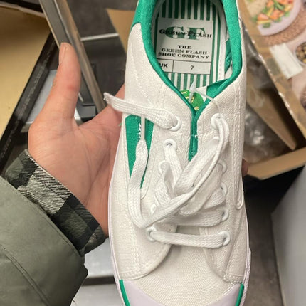 Green Flash Canvas Lace-Up Trainers – White/Green