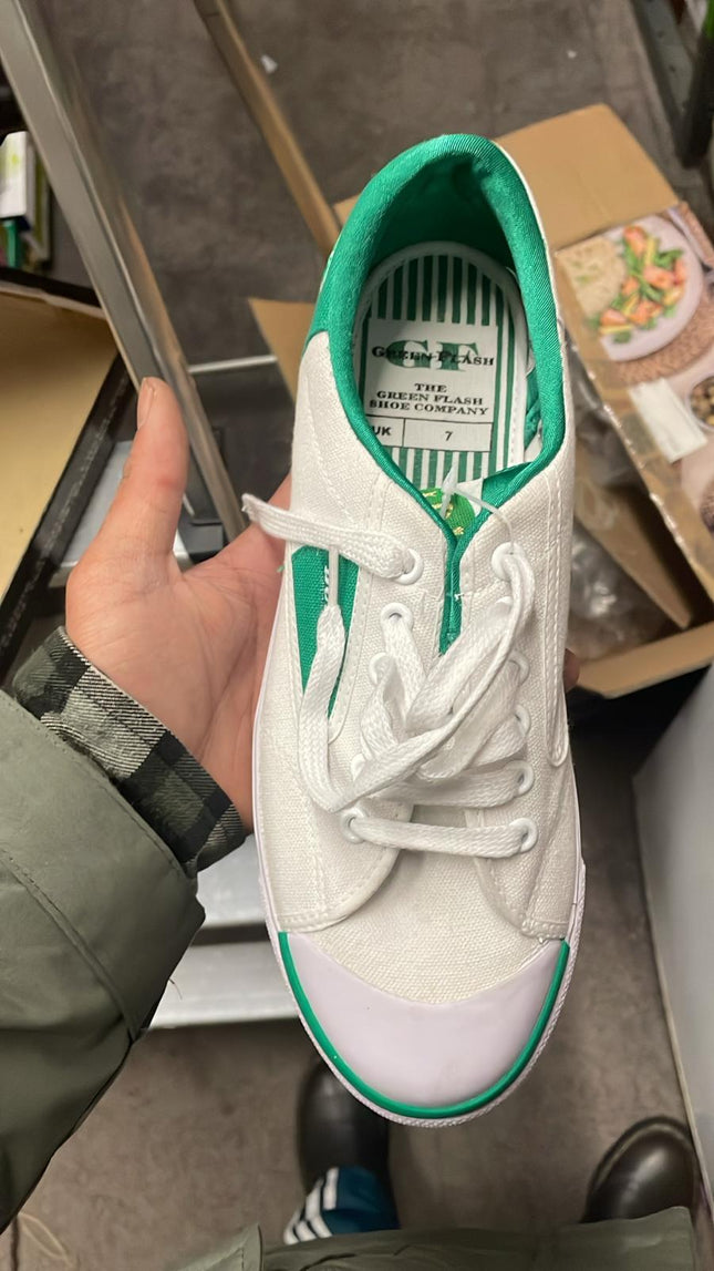 Green Flash Canvas Lace-Up Trainers – White/Green