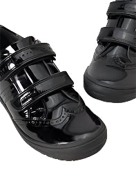 Geox J Hadriel G. G Girls' Patent Leather Shoes – Black