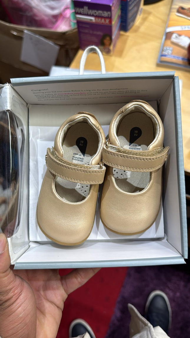 Bobux Step-Up Delight Mary Jane Shoes – Gold