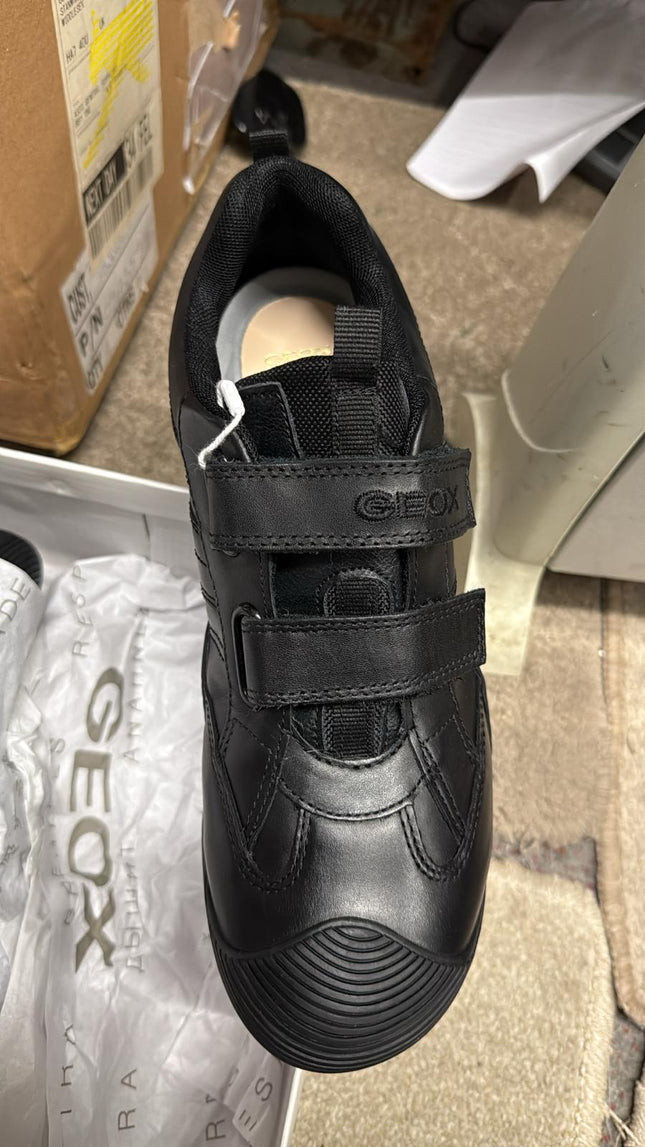 Geox Junior Savage A Smooth Leather School Shoes – Black