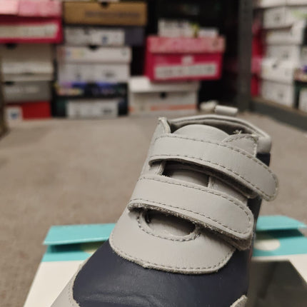 Robeez Racy Soft Sole Baby Shoes – Light Grey/Navy