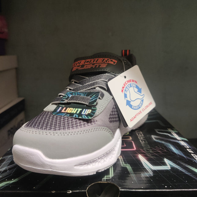 Skechers S-Lights Metrorlights Krendox Light-Up Trainers – Red/Black